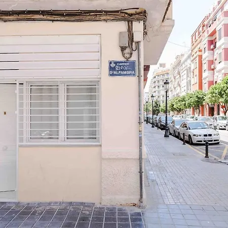 Boutique Loft 1 Next To Torres De Serrano * Valência