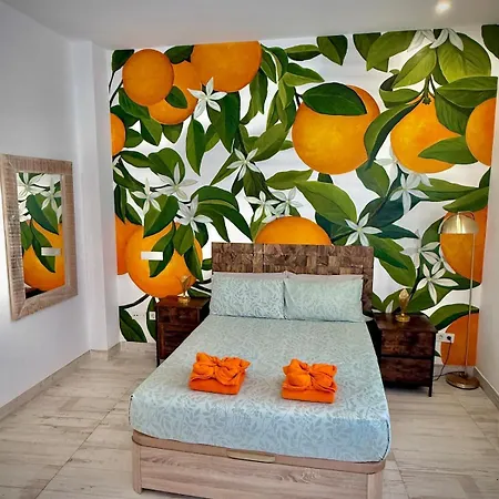 Boutique Loft 1 Next To Torres De Serrano Apartment